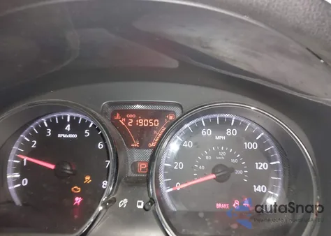 2014 Nissan Versa Note Sv z USA, uszkodzony, nr VIN 3N1CE2CP4EL354992